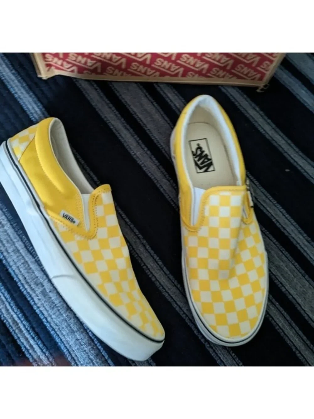 VANS Classic Slip On Men 11.5 Yellow White Checkered Canvas Skate 072026